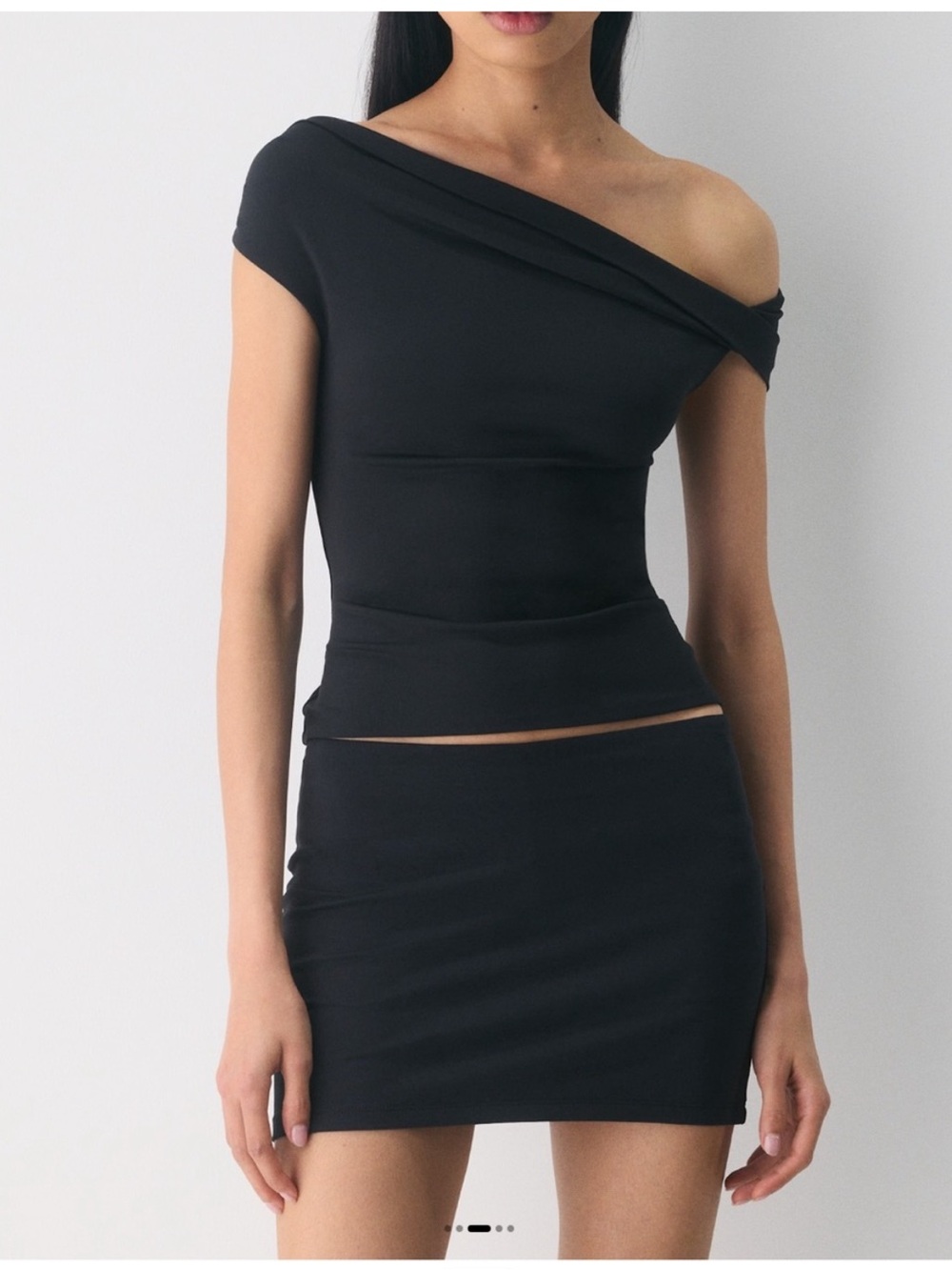 Aritzia Original Contour Ravish Top Black Off Shoulder Women's Medium